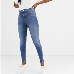 Top jamie ankle high waisted skinny jean size 26